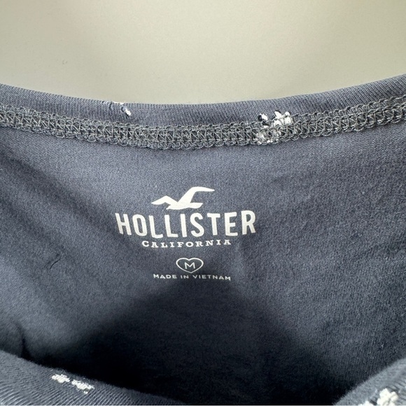 Hollister Steel Blue Floral Puffed Short Sleeve Top – Size Medium - Picture 4 of 7